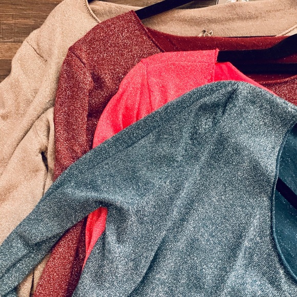 ✨LAST ONE✨PARIS✨CHIC sparkly chic Holiday sweater - Picture 8 of 8